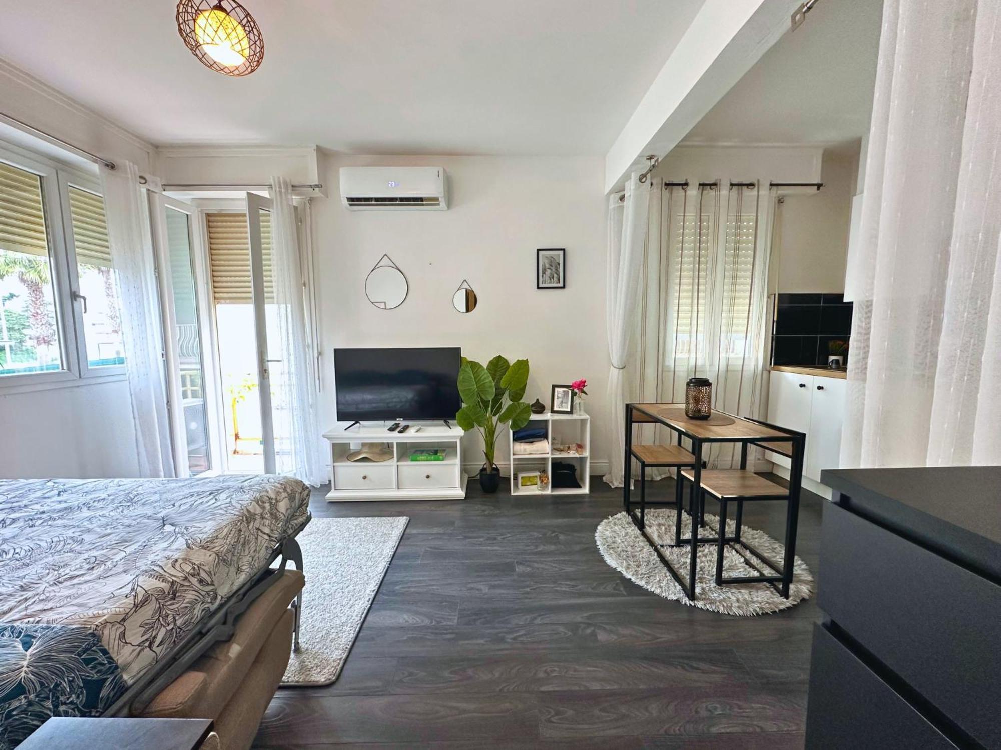 Cosy Palm Beach, Studio Pres De La Mer Et De La Croisette Cannes Exterior foto